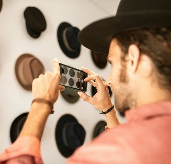 contact numbers for hats