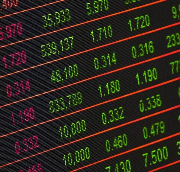 bitcoin price contact numbers